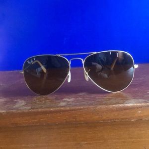 Ray ban aviators polarized